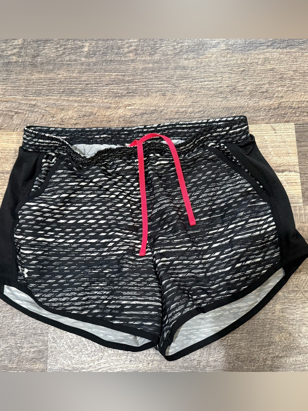 Under Armour Black Patterned Women's Athletic Shorts with Pink Drawcord